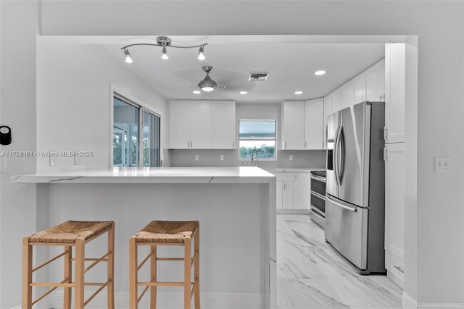 Foto del edificio - 710 SE 22nd Ln