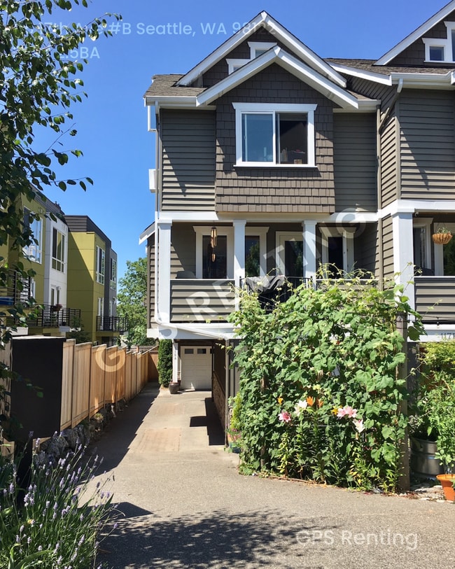 Building Photo - 115 17th Ave