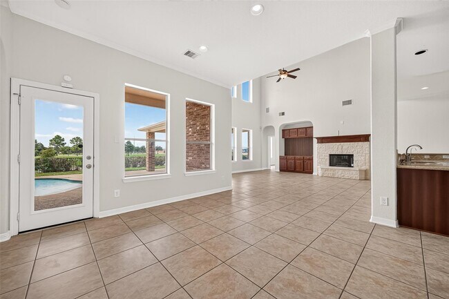 Foto del edificio - 3719 Finch Springs Ln