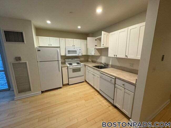 Foto del edificio - 40 Boylston St