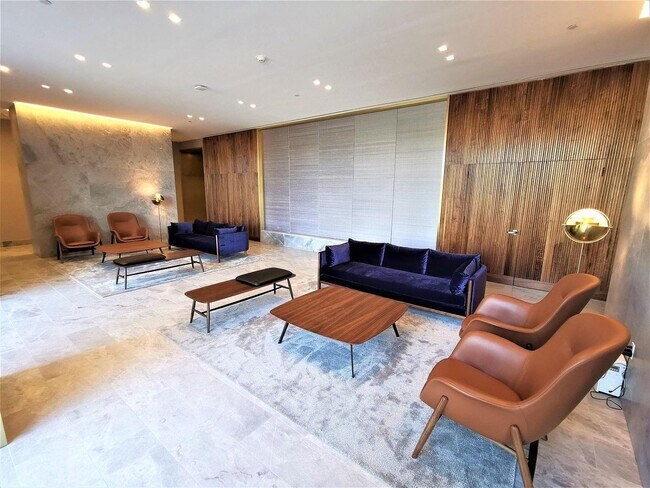 Foto del edificio - 75 Park Ln S