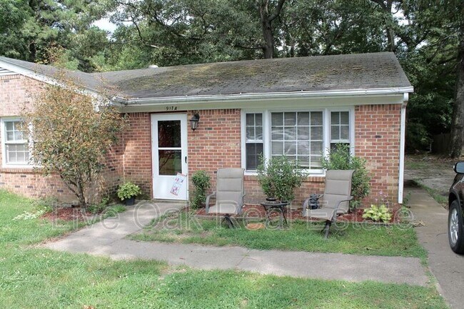 Building Photo - 917 Michael Dr