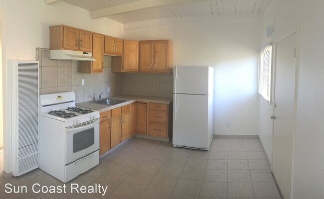 Building Photo - 5870 La Goleta Rd