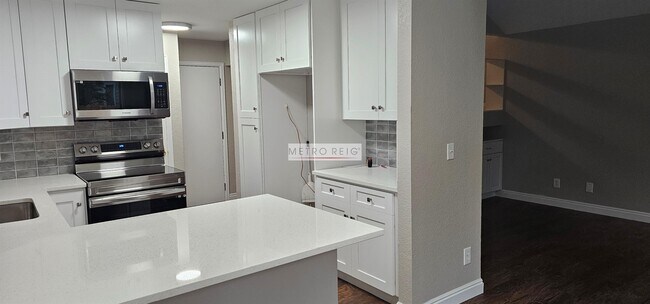 Building Photo - 12957 W 64th Dr
