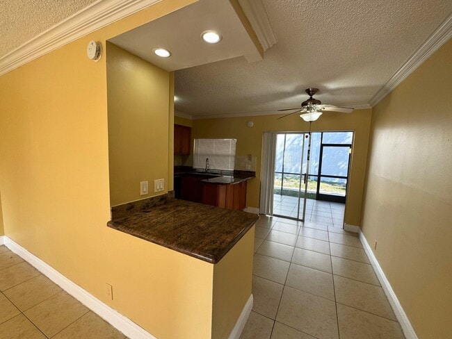 Building Photo - 4415 Treehouse Ln