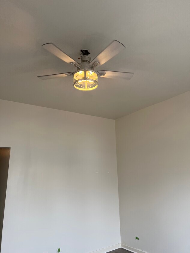 Foto principal - 1813 W 21st Pl