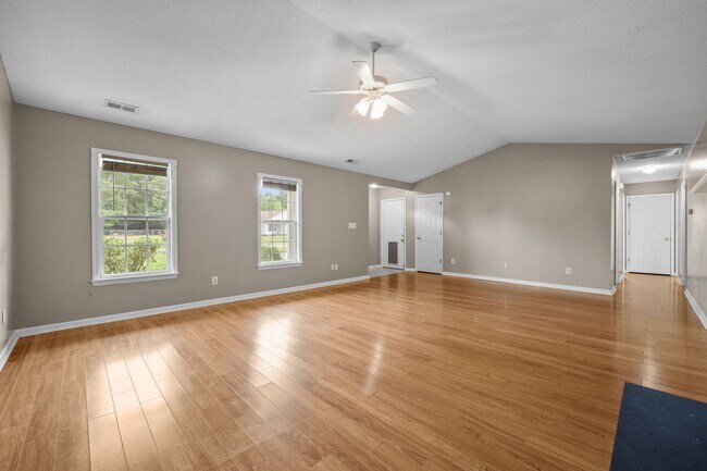 Foto del edificio - Welcome to Jumping Run Creek!