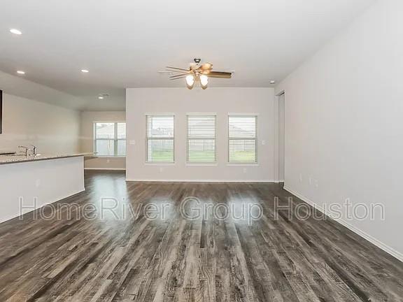 Building Photo - 20723 Southern Wds Blvd