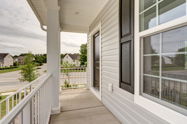 Foto del edificio - 301 Northfield Hts Ln