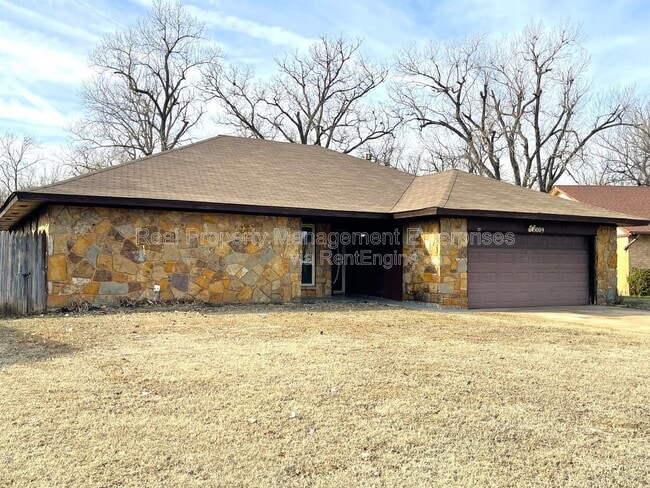 Building Photo - 3009 Big Oak Dr