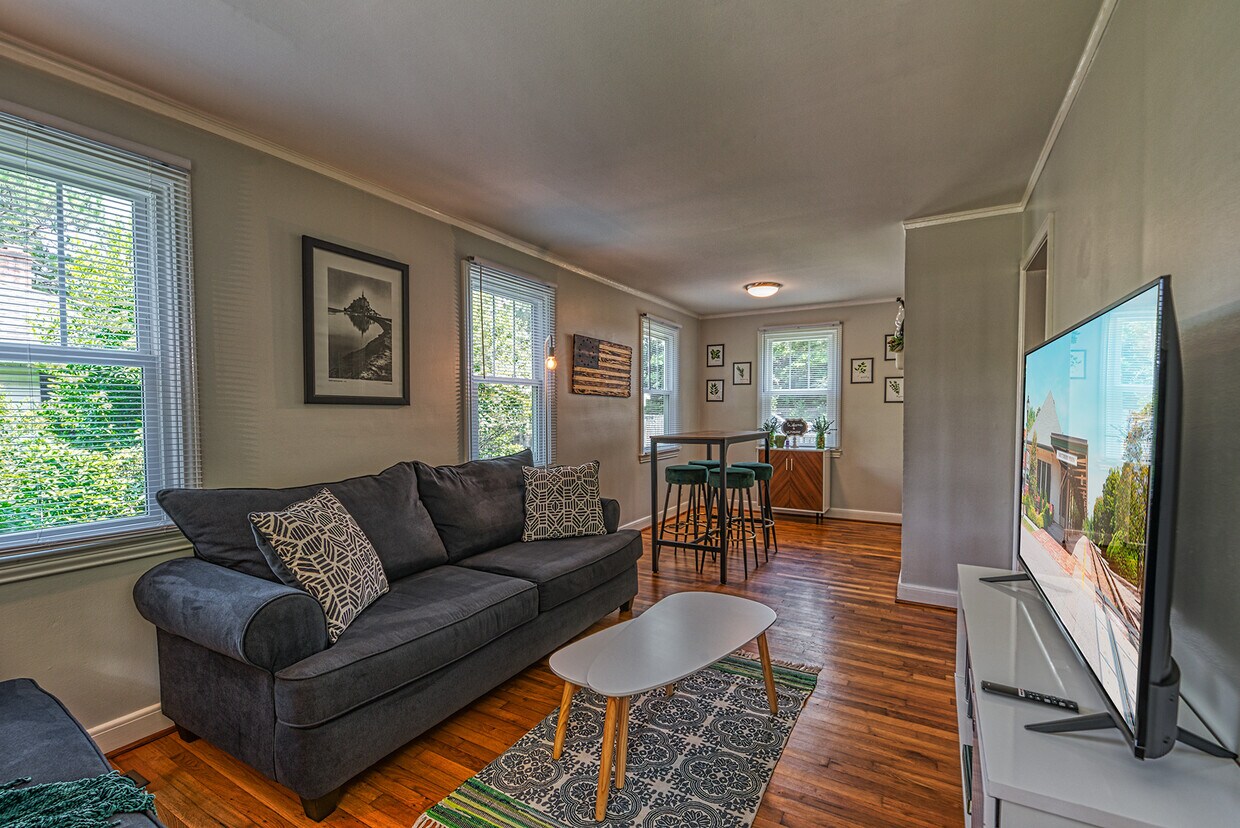 875 N May St, Southern Pines, NC 28387 House for Rent in Southern