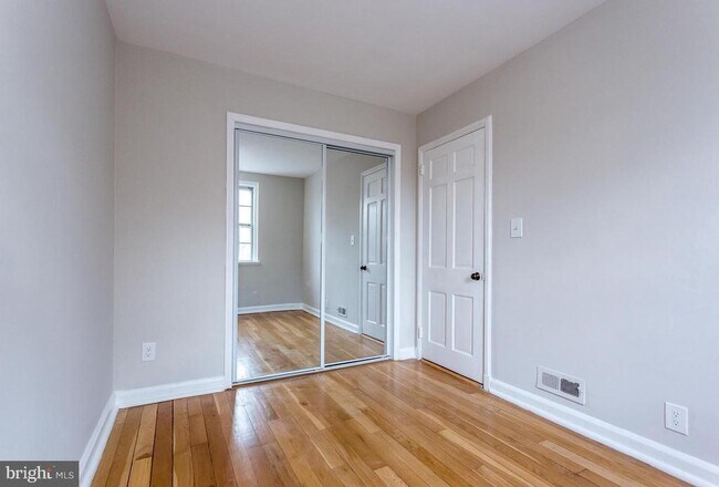 Foto del edificio - 3578 S Stafford St