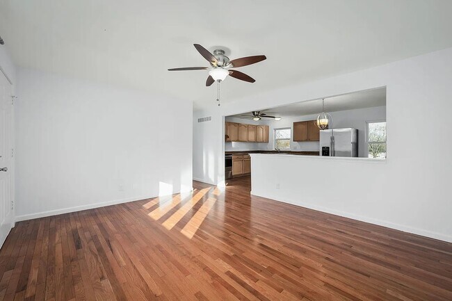 Foto del edificio - 617 S Duchesne Dr