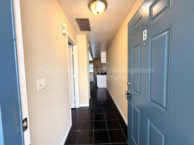 Foto del edificio - 4114 Skyline Blvd