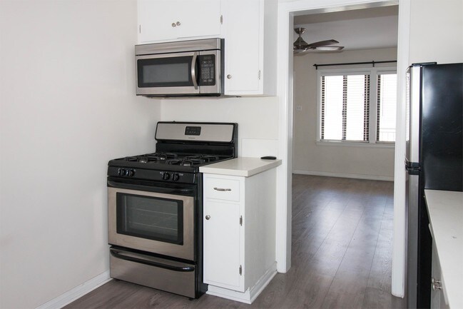 Foto del edificio - 719 E Medio St