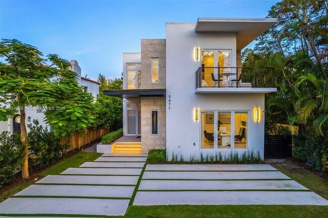 Foto del edificio - 3471 Sheridan Ave