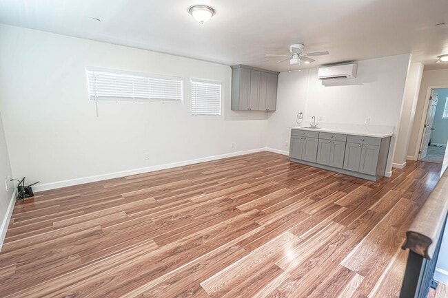 Building Photo - COMING SOON! Accessory Dwelling Unit -  2 ...