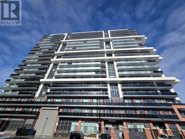 Building Photo - 2545 Simcoe St N