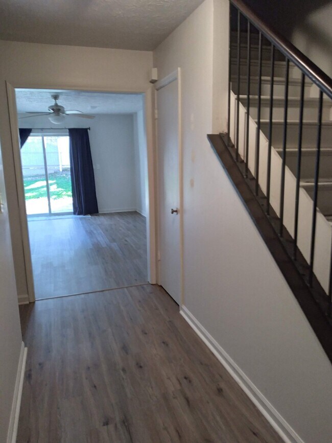 Foto del edificio - 4288 Newton Cir