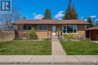 Building Photo - 79 Sandalwood Ave