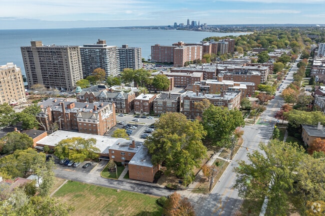 Aerial - Shady Cove Apartments