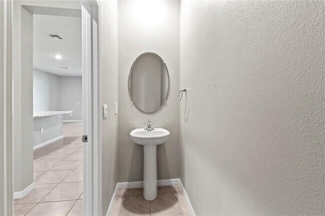 Foto del edificio - 17637 Crescent Moon Lp