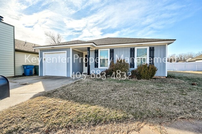 Building Photo - 429 Belmont Dr
