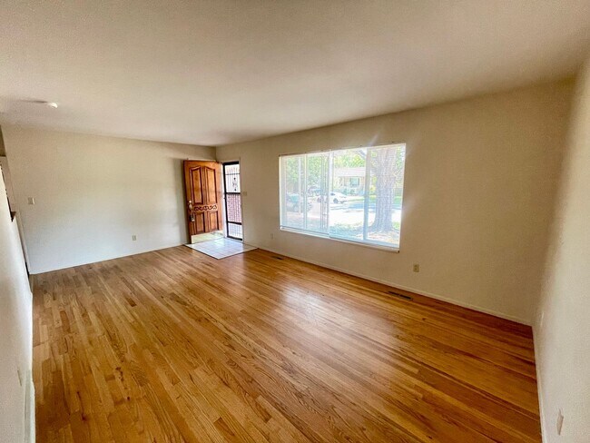 Foto del edificio - Charming 3 Bed, 2 Bath Home Near CSU & Old Town Fort Collins!