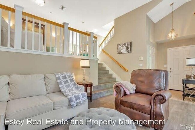Foto del edificio - 3 br, 2.5 bath House - 498 East E Street