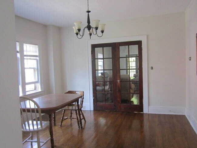 Foto del edificio - 620 Euclid Ave