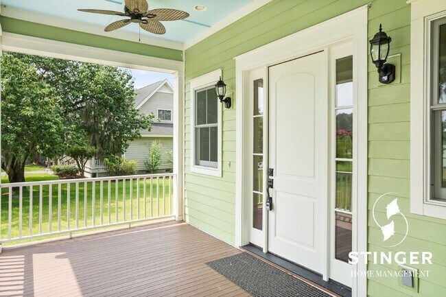 Building Photo - 5 Bedroom / 3.5 Bath For Rent In Seabrook ...