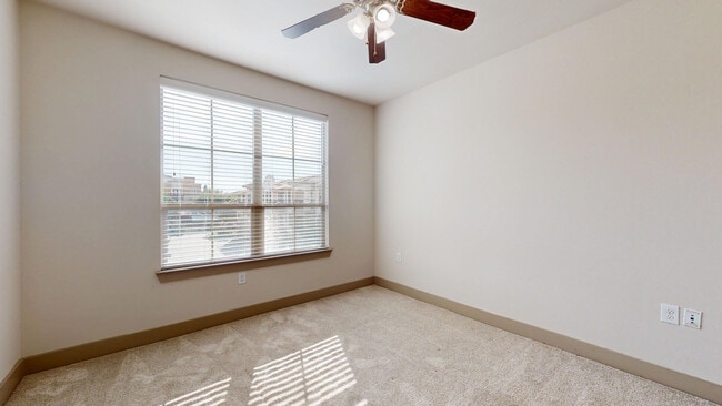 Interior Photo - Villaggio