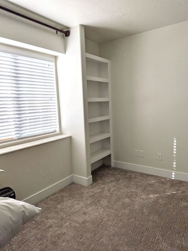 Building Photo - Easy Living! 3 Bedroom Home in St. George