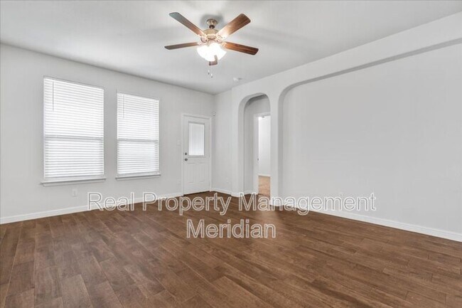 Foto del edificio - 1125 Ferncliff Dr