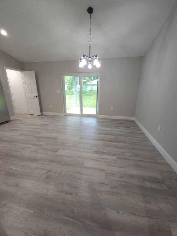Building Photo - 1749 W Lorraine Dr