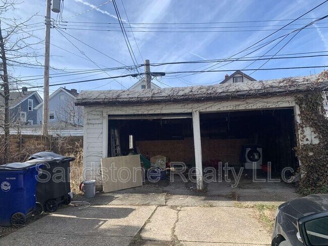 Building Photo - 3474 W 117th St