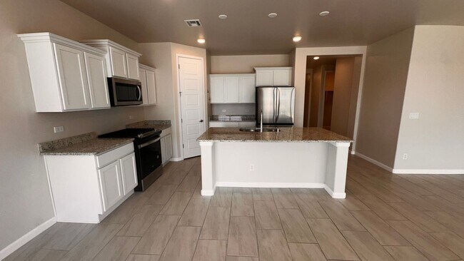 Foto del edificio - 4902 Arabela Dr