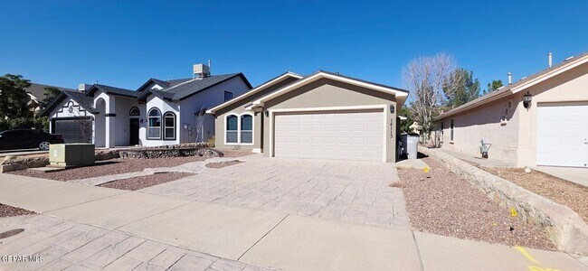 Foto del edificio - 14113 Jason Crandall Dr