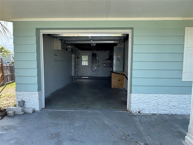 Building Photo - 3708 Winder Dr