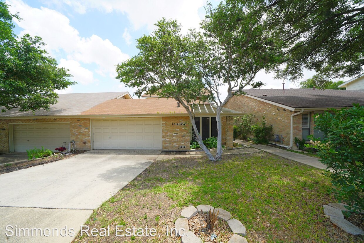 Foto principal - 3 br, 2.5 bath House - 7014 Spring Briar S...