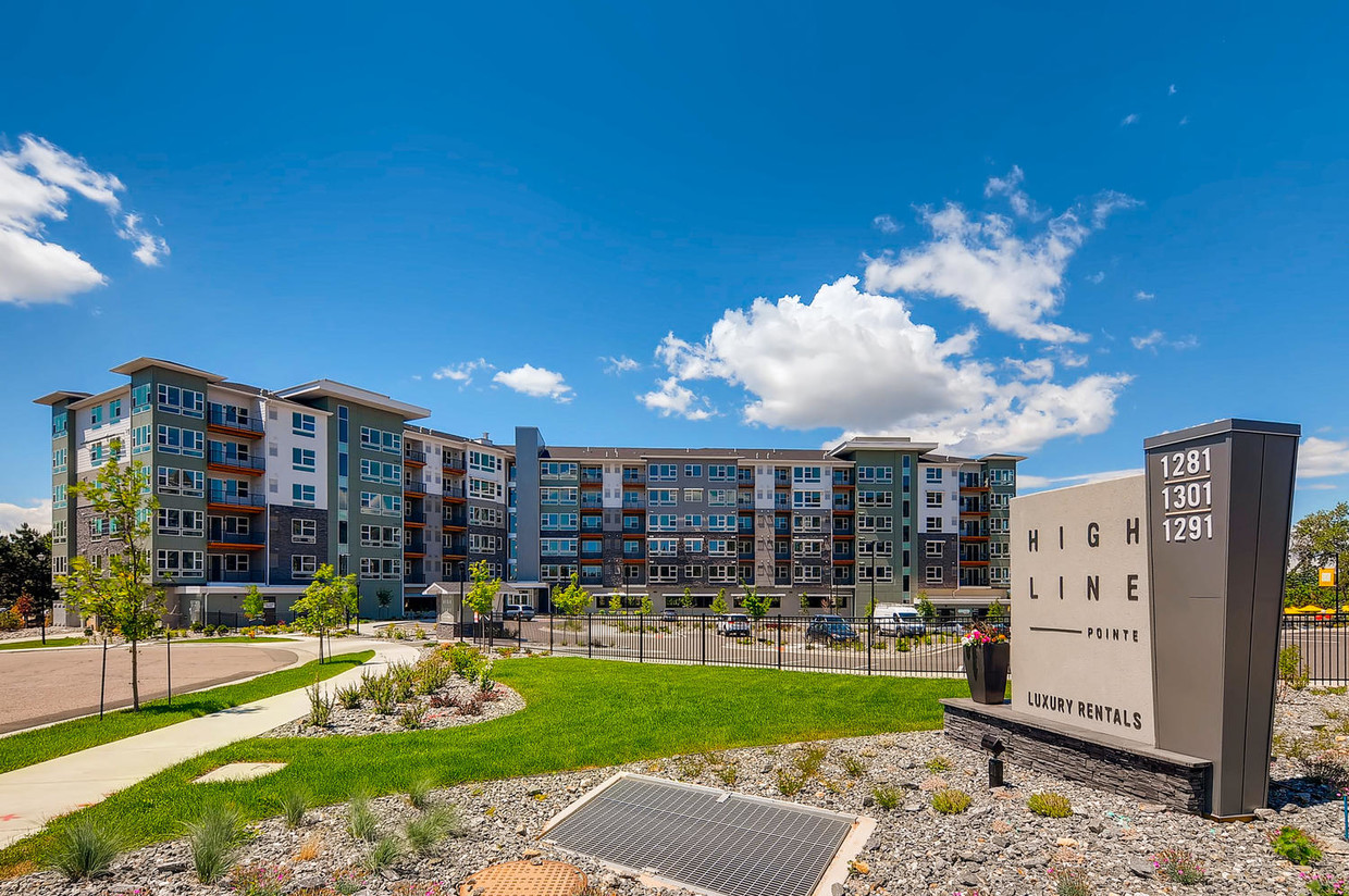 Primary Photo - High Line Pointe