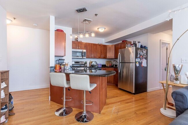 Foto del edificio - 535 Cambridge St