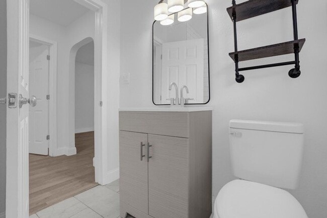 Building Photo - Brand New Updated Home