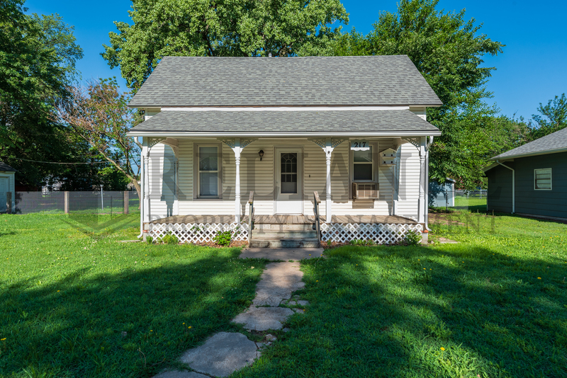 Primary Photo - 217 N Daily Rd