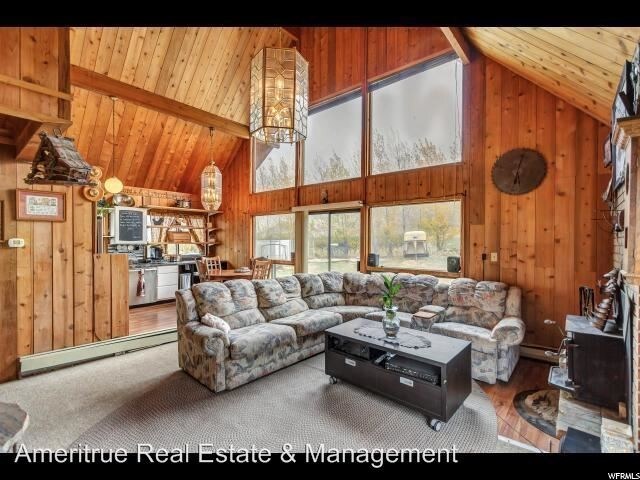 Building Photo - 560 S Highland Dr