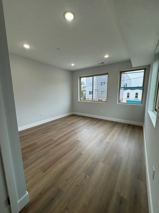 Foto del edificio - 3263 N 13th St