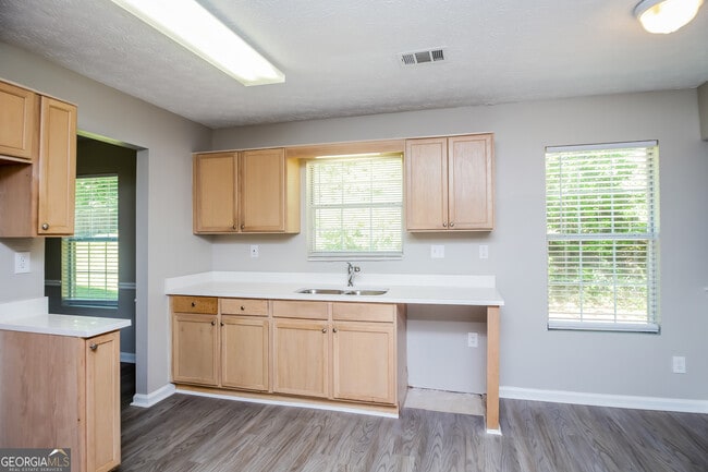 Building Photo - 851 Plumbridge Ct