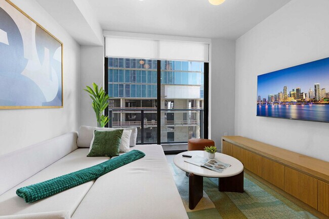 Building Photo - 601 N Miami Ave