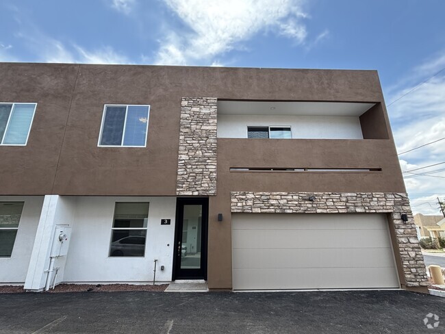 Building Photo - 4307 N 13th Pl