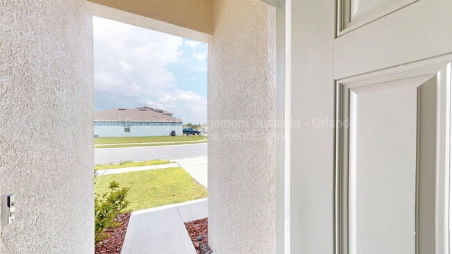 Foto del edificio - 2116 Silver Brk Wy